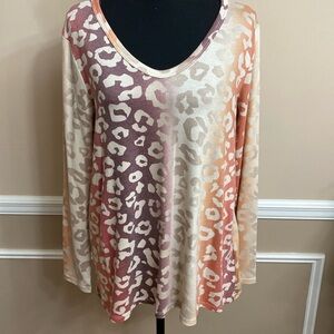 Macaron Animal Print Top P2P 21” NWOT